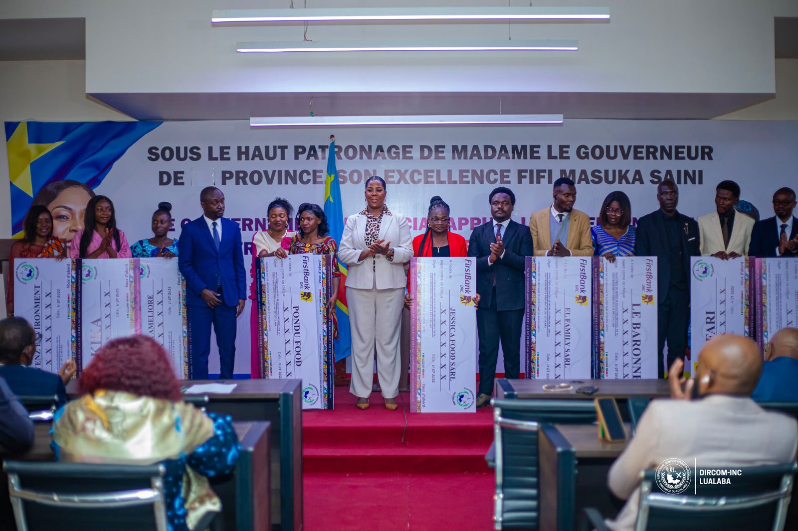 LE GOUVERNEMENT PROVINCIAL DU LUALABA FINANCE LES PROJETS DE 13 ENTREPRENEURS LOCAUX